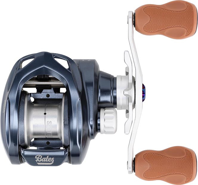 Bates Salty Hundo 100 Baitcasting Reel - BRSHLH811GM Bates Salty Hundo 100 Baitcasting Reel - BRSHLH811GM