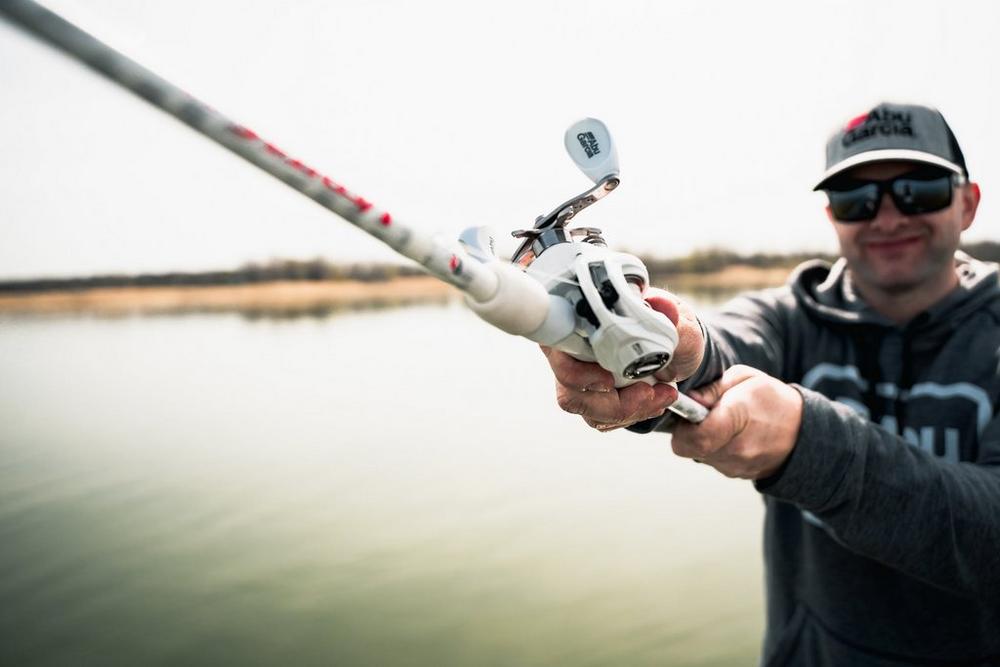 Abu Garcia Veritas Baitcasting Combo — Discount Tackle