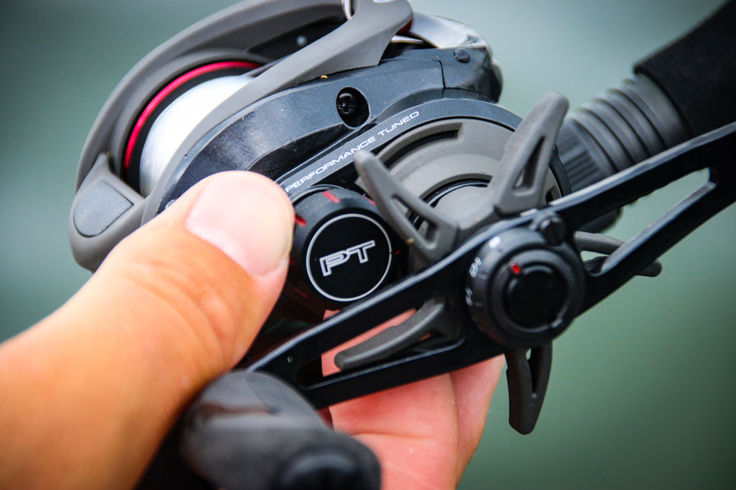 Quantum Smoke S3 Baitcasting Reel — Discount Tackle